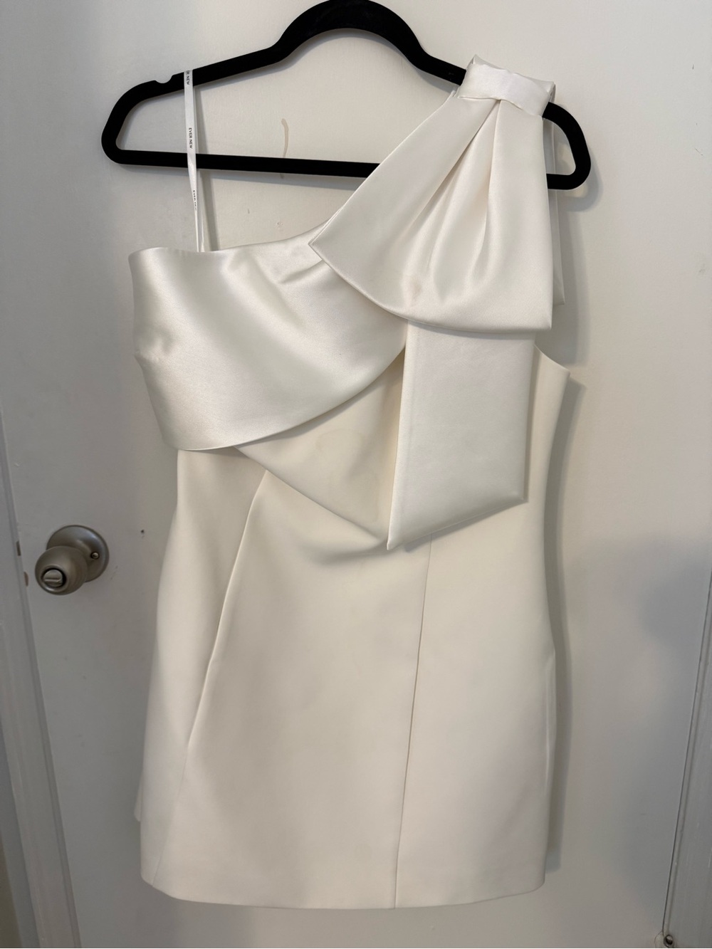 Ever New One-Shoulder Ivory Satin Dress with Statement Bow